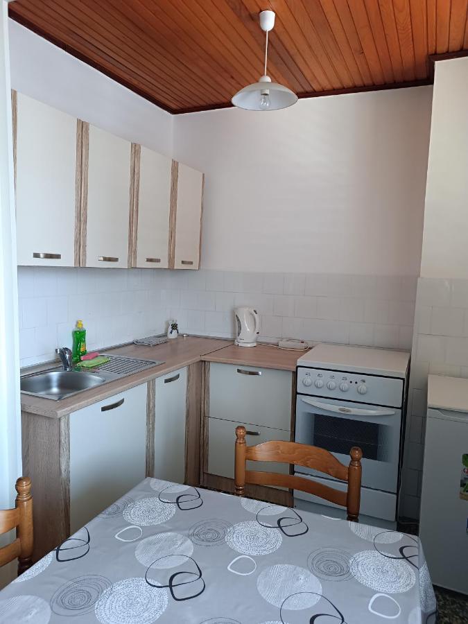 Apartment Hinic Vrhovine ภายนอก รูปภาพ